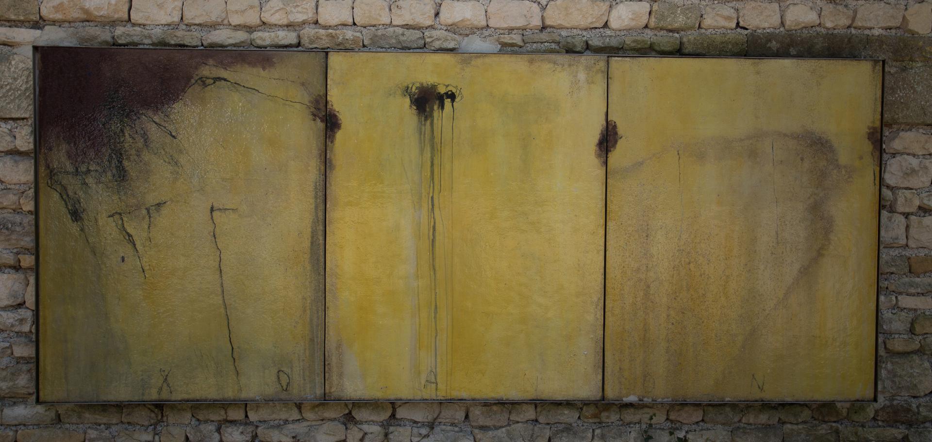 Œuvre de Jacques Paris dans le jardin de paix