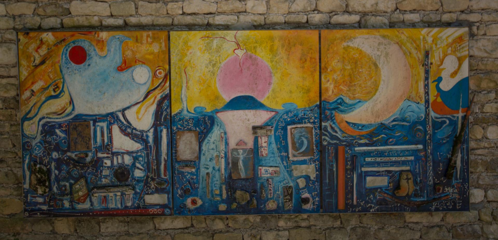 Œuvre de Maria Isabel Alves dans le jardin de paix